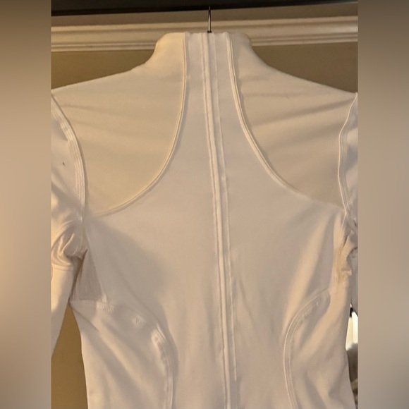Lululemon Forme Jacket*BR Size 2 White - Picture 11 of 13